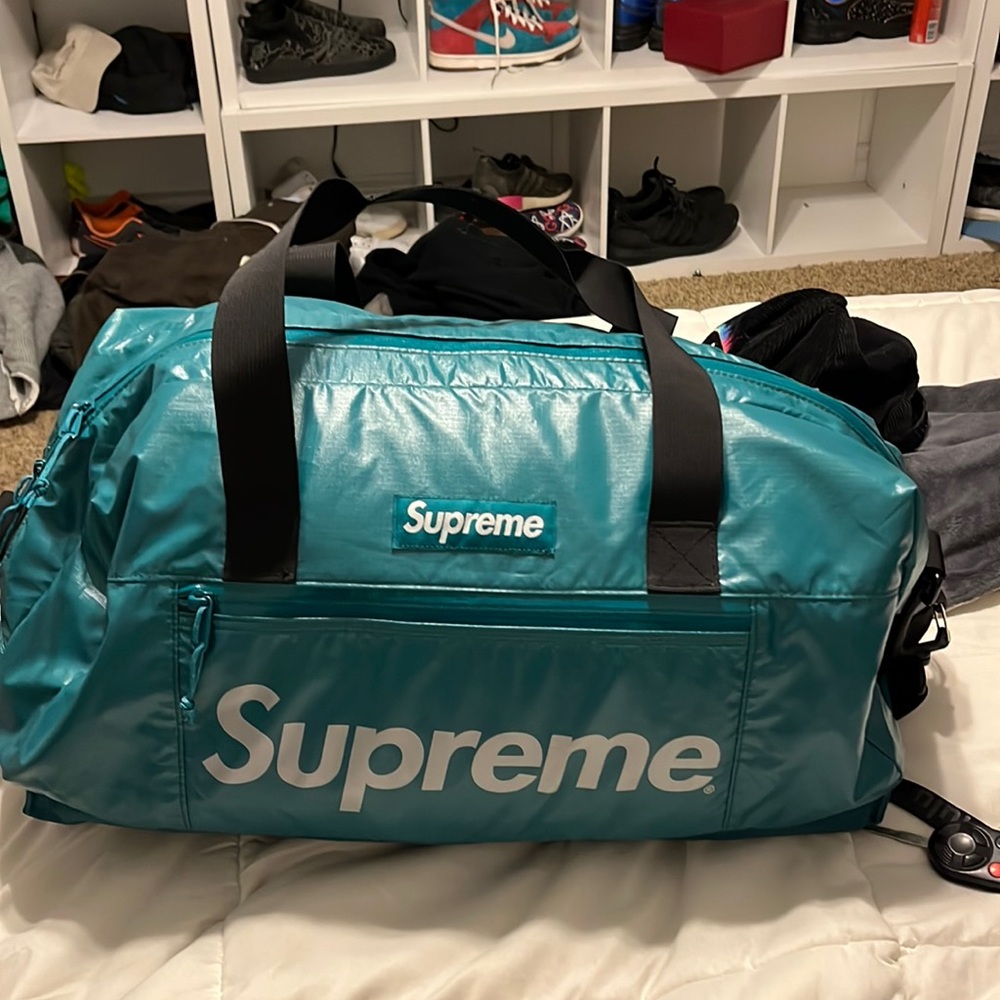 Supreme duffel bag